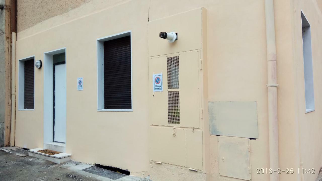 Archimede Apartment Pavia Exterior photo